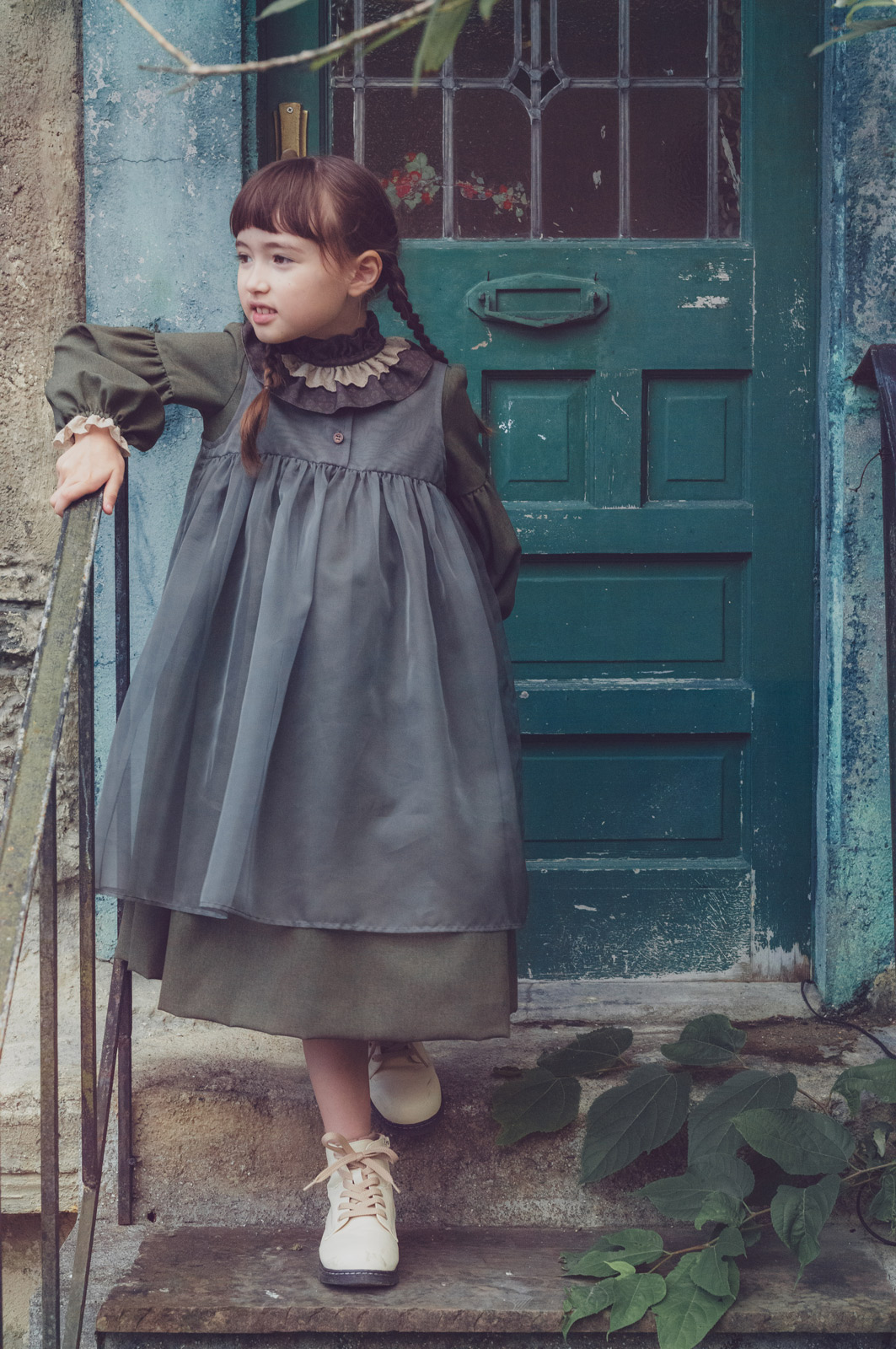 Style 01: Doulie (Model)