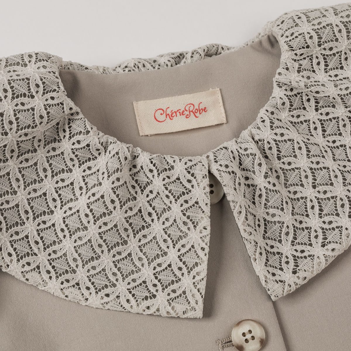 Gathered Lace Collar