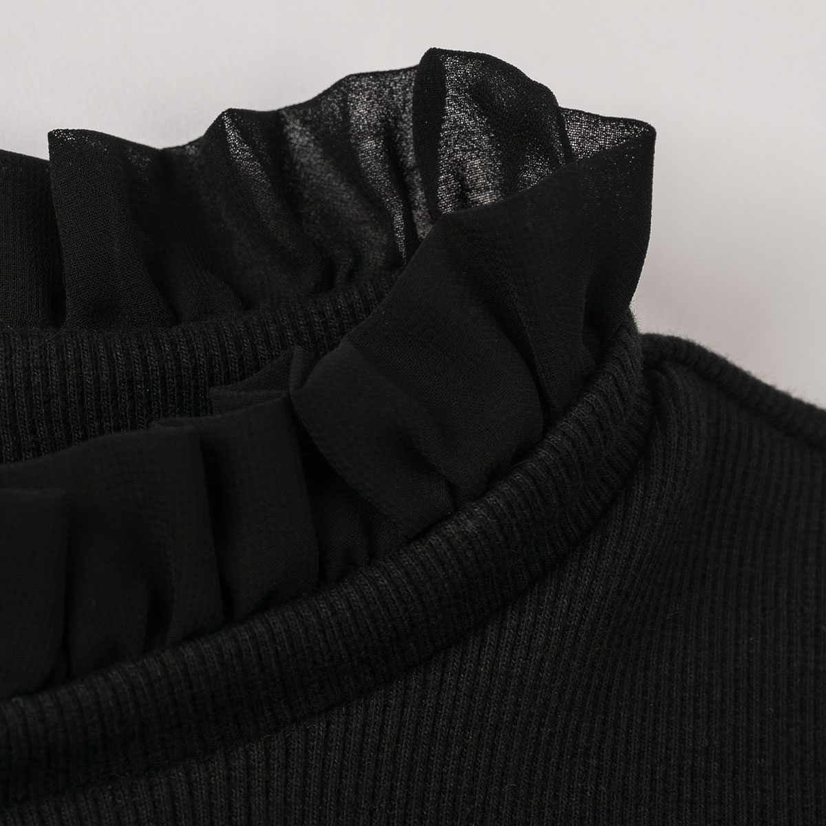 Chiffon Frill Neck